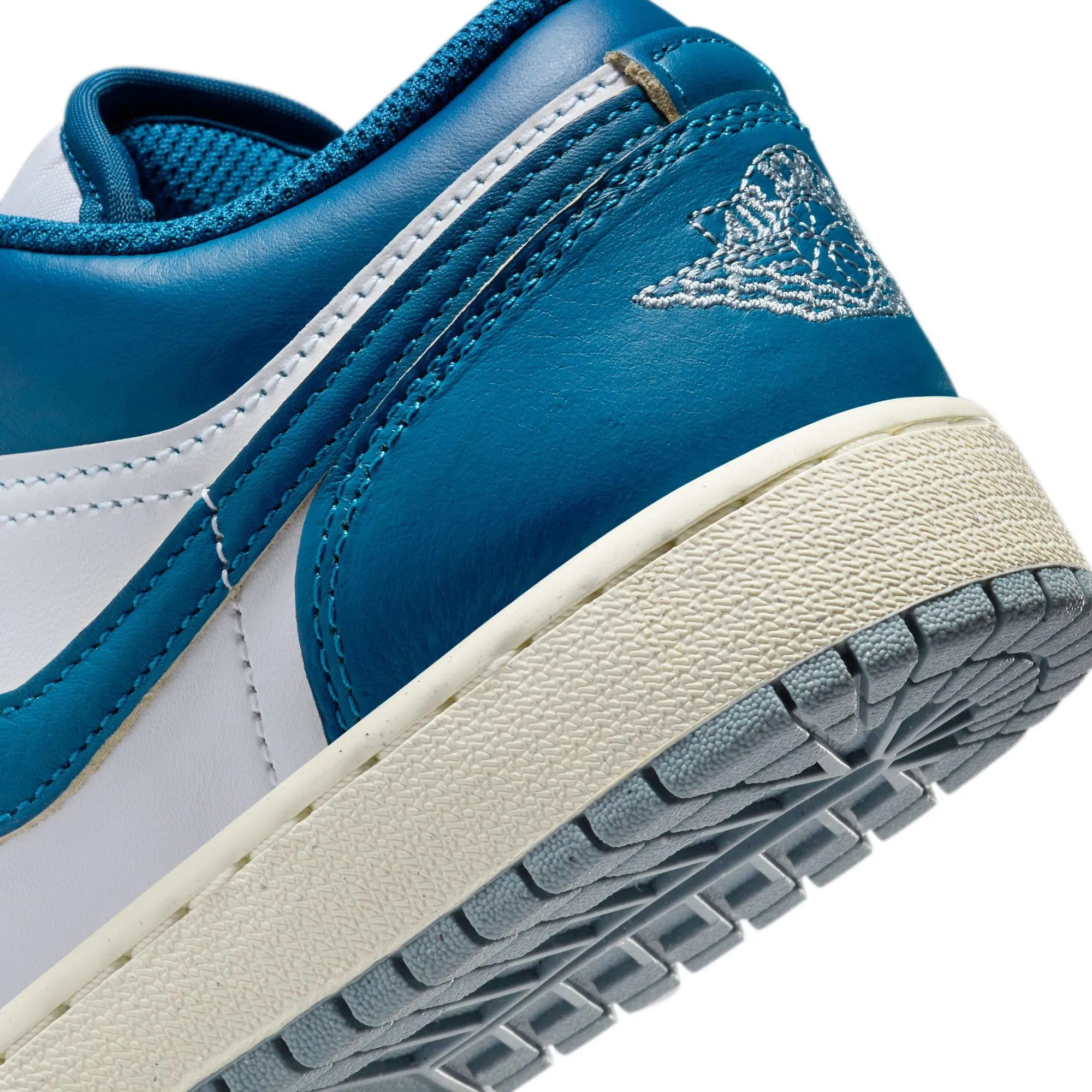 Air Jordan 1 Low SE GS (White/Industrial Blue)