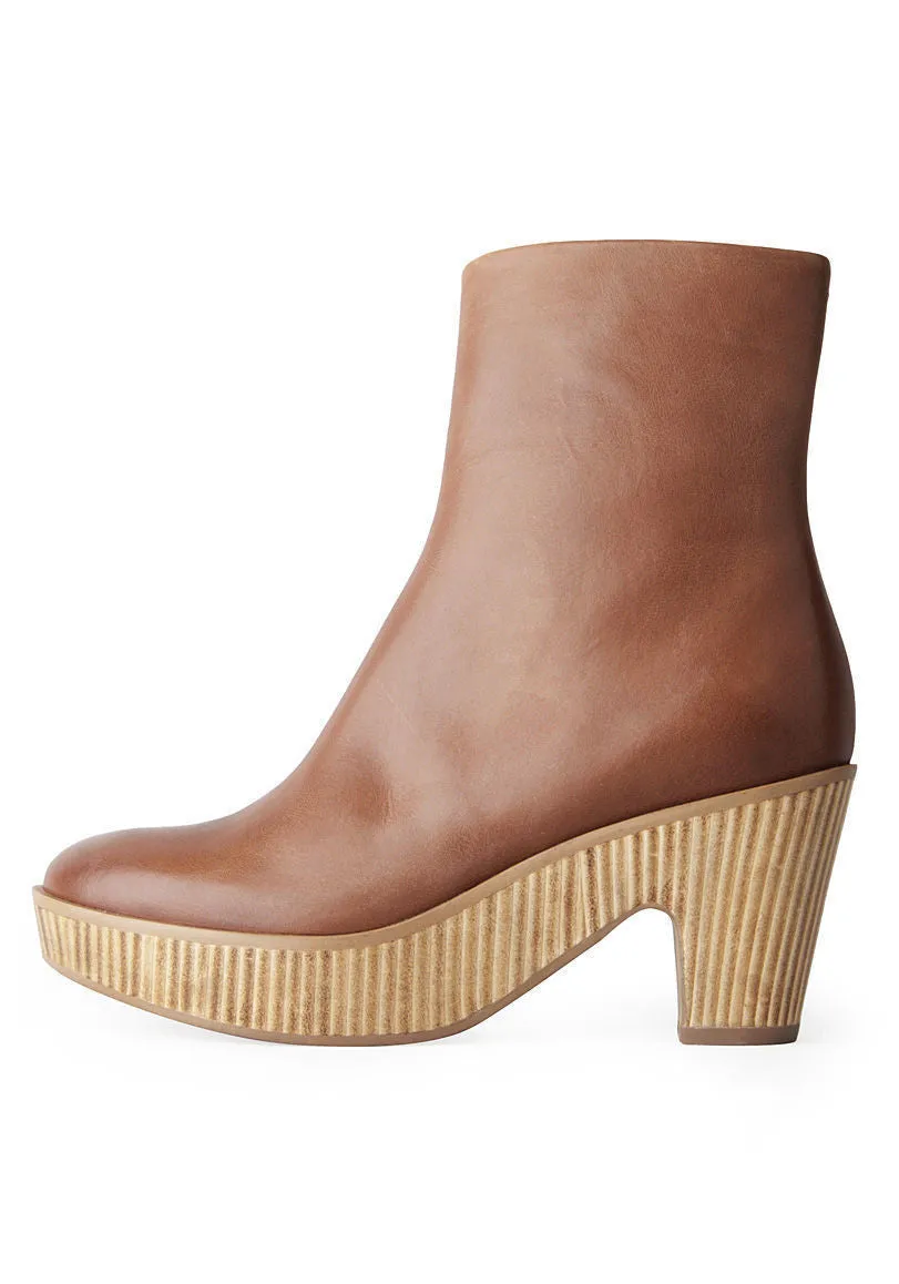Brushed-Effect Boot