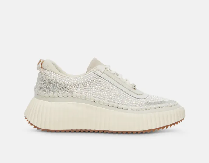 Dolce Vita Dolen Sneakers - Vanilla Pearls