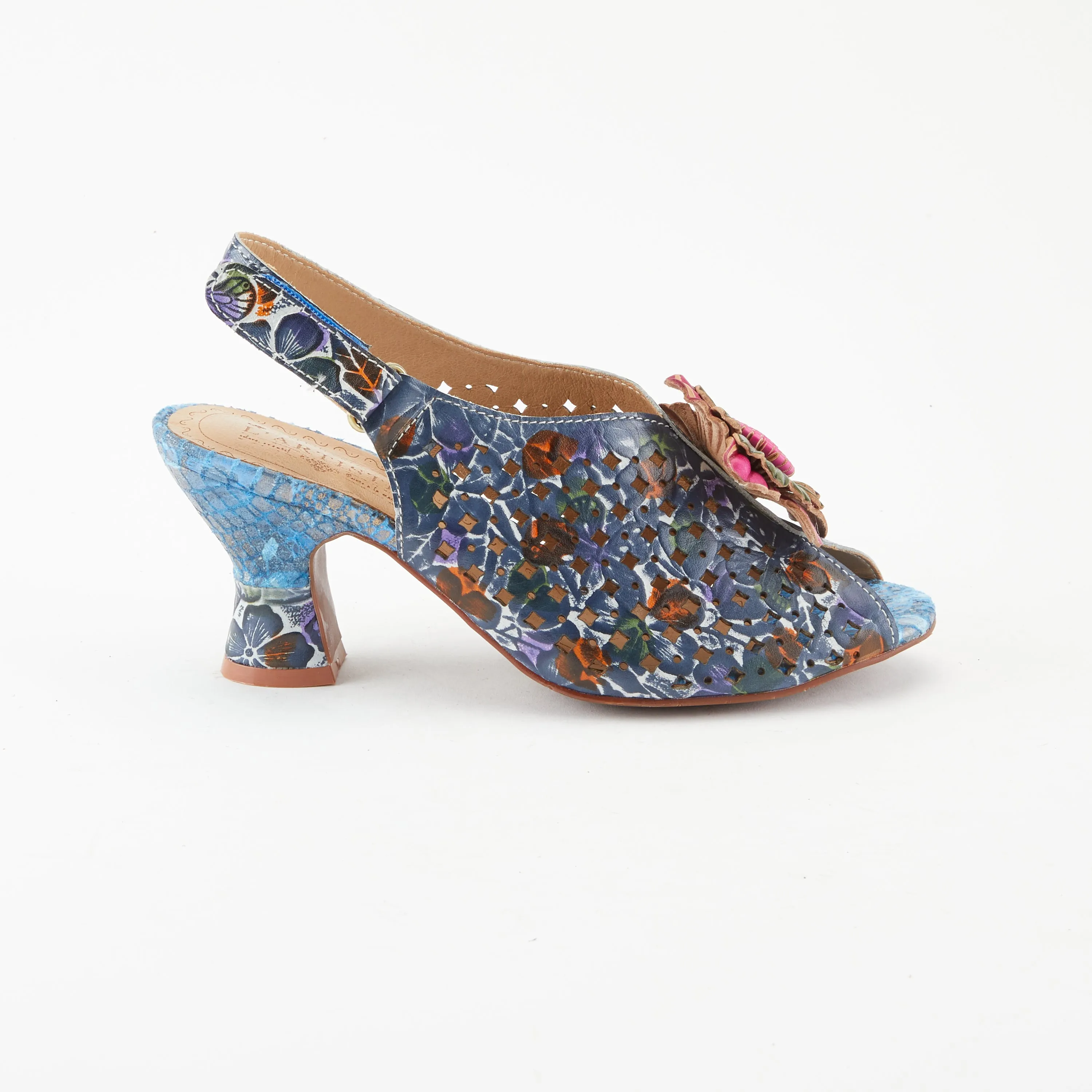 The Elegant ARAUTRE Slingback Sandal